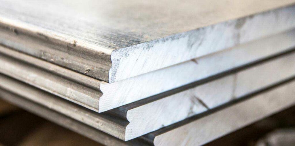 Алюминиевая плита 100 мм 1200 мм 1201 ОСТ 1-90272-78