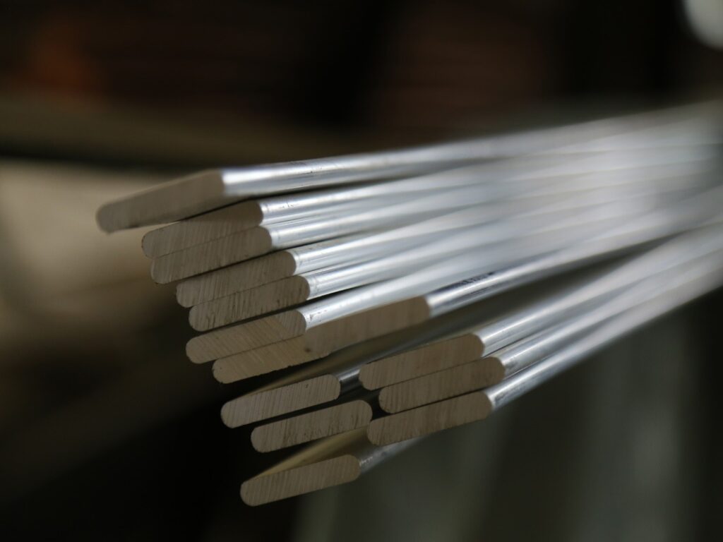 Алюминиевая шина 100х1 100 мм 1 мм АМг3 ГОСТ 13616-97