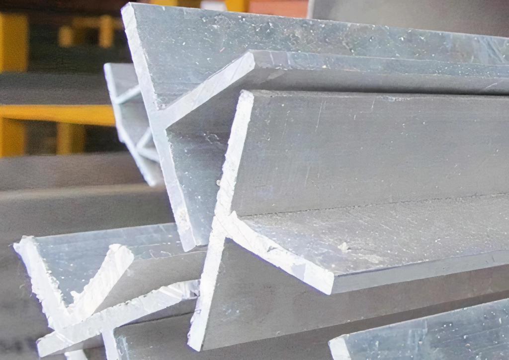 Алюминиевый тавр 10 мм 10 мм 2 мм АКМ ГОСТ 13622-91