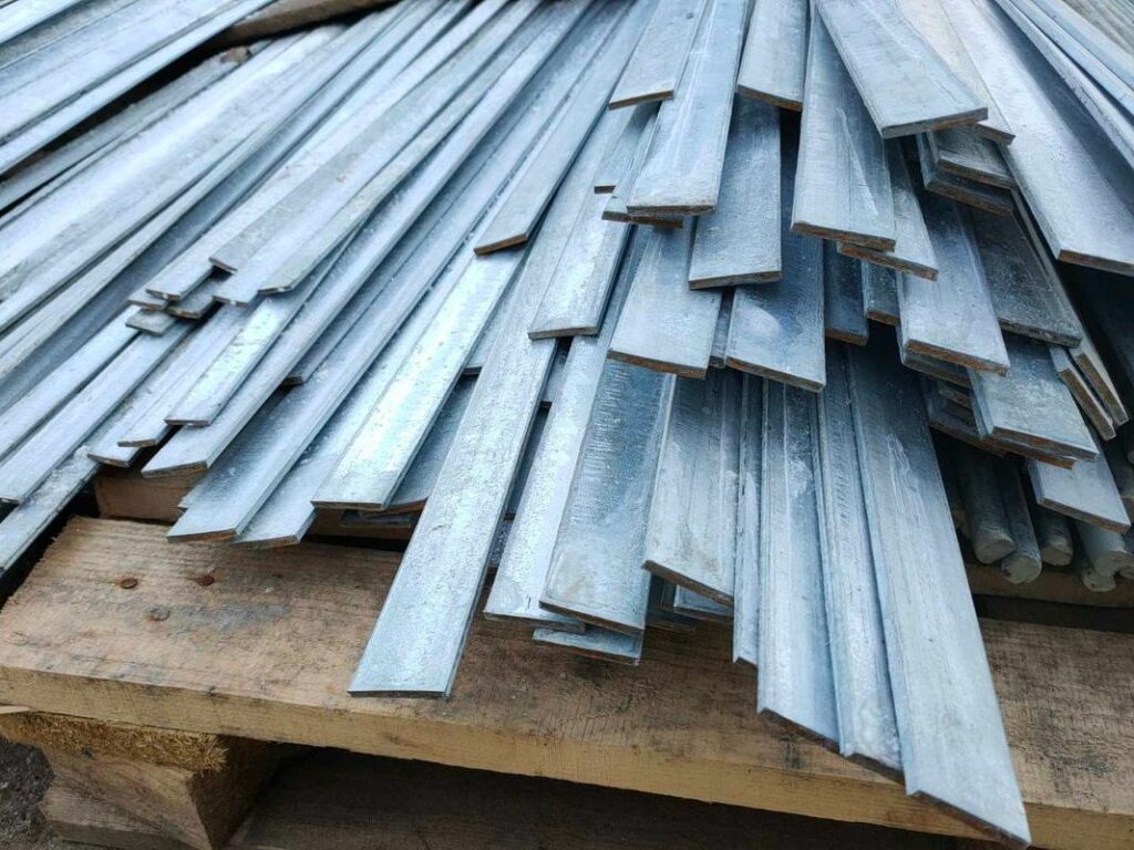 Электротехническая шина 3х25 3 мм 25 мм 11880 ГОСТ 11036-75